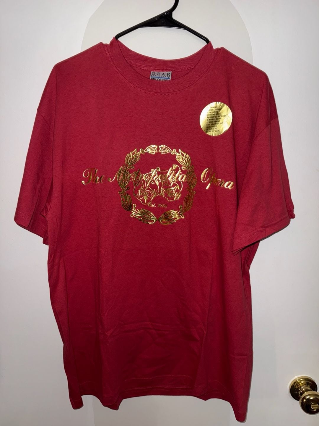 Vintage 90s The Metropolitan Opera New York City Gold Foil TShirt